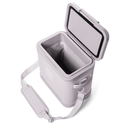 Magpack 18 can shoulder sling soft cooler lilac dusk - US 69361